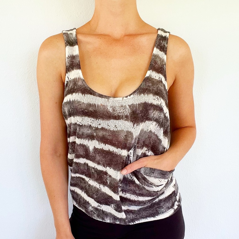 Vintage Havana gray white stripe tie dye oversize knit pocket tank size small